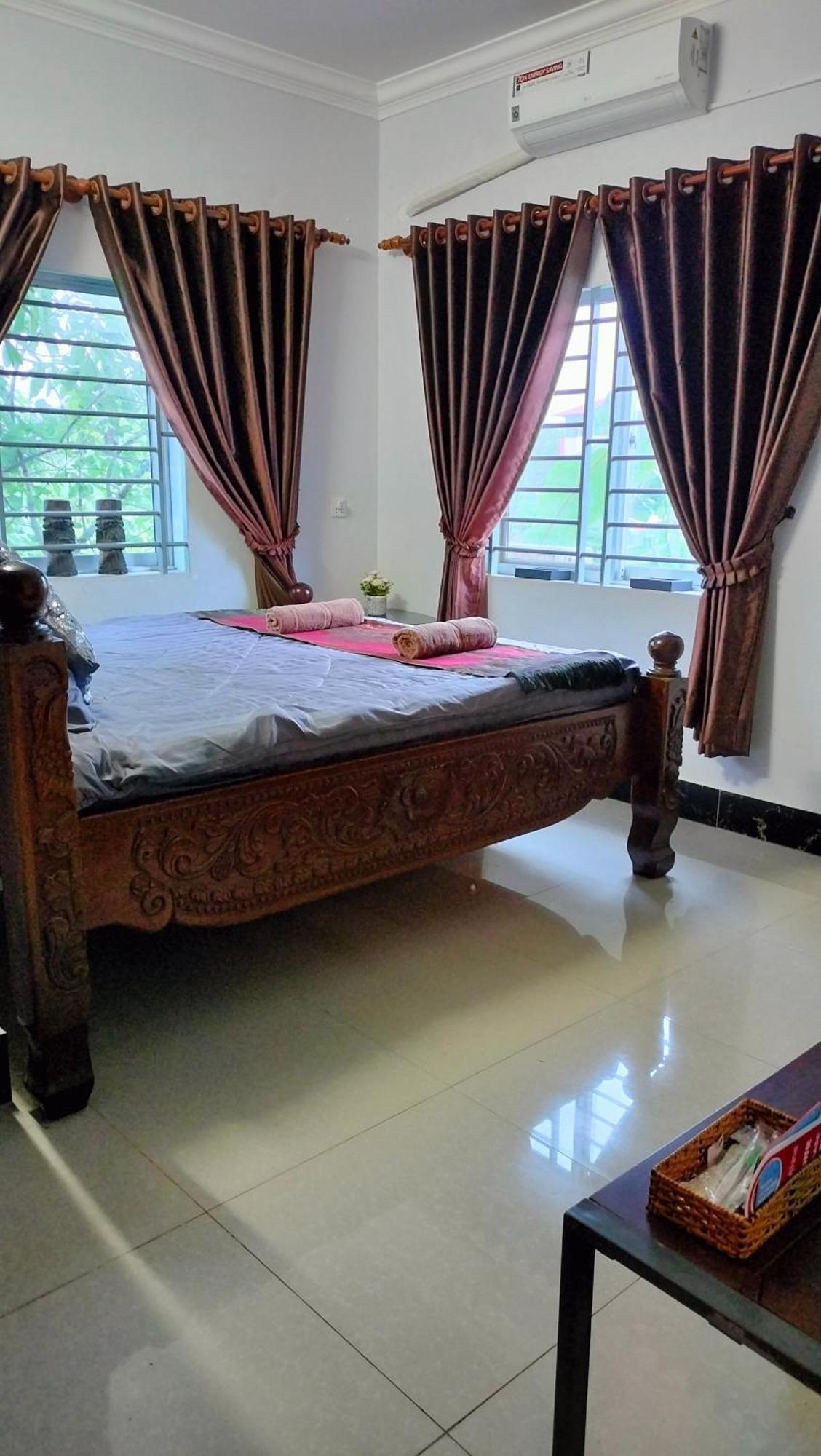 Pit stop villa - Hotel - Restaurant Kampot Exteriör bild